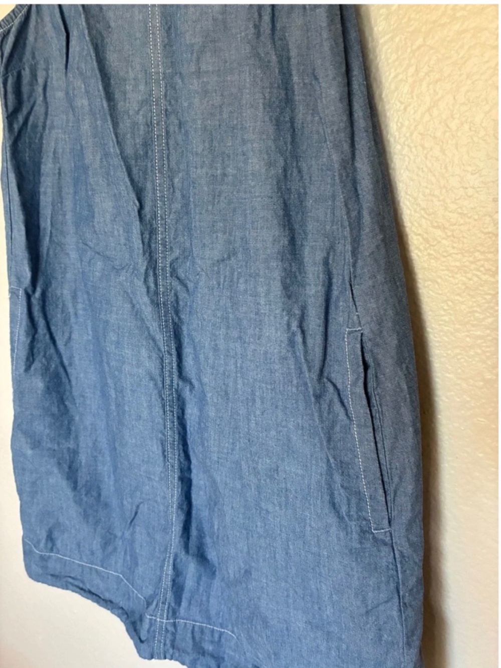 J. Crew 100% Cotton Denim Sleeveless Shift Dress Medium Blue White Lines Pockets - Picture 3 of 8